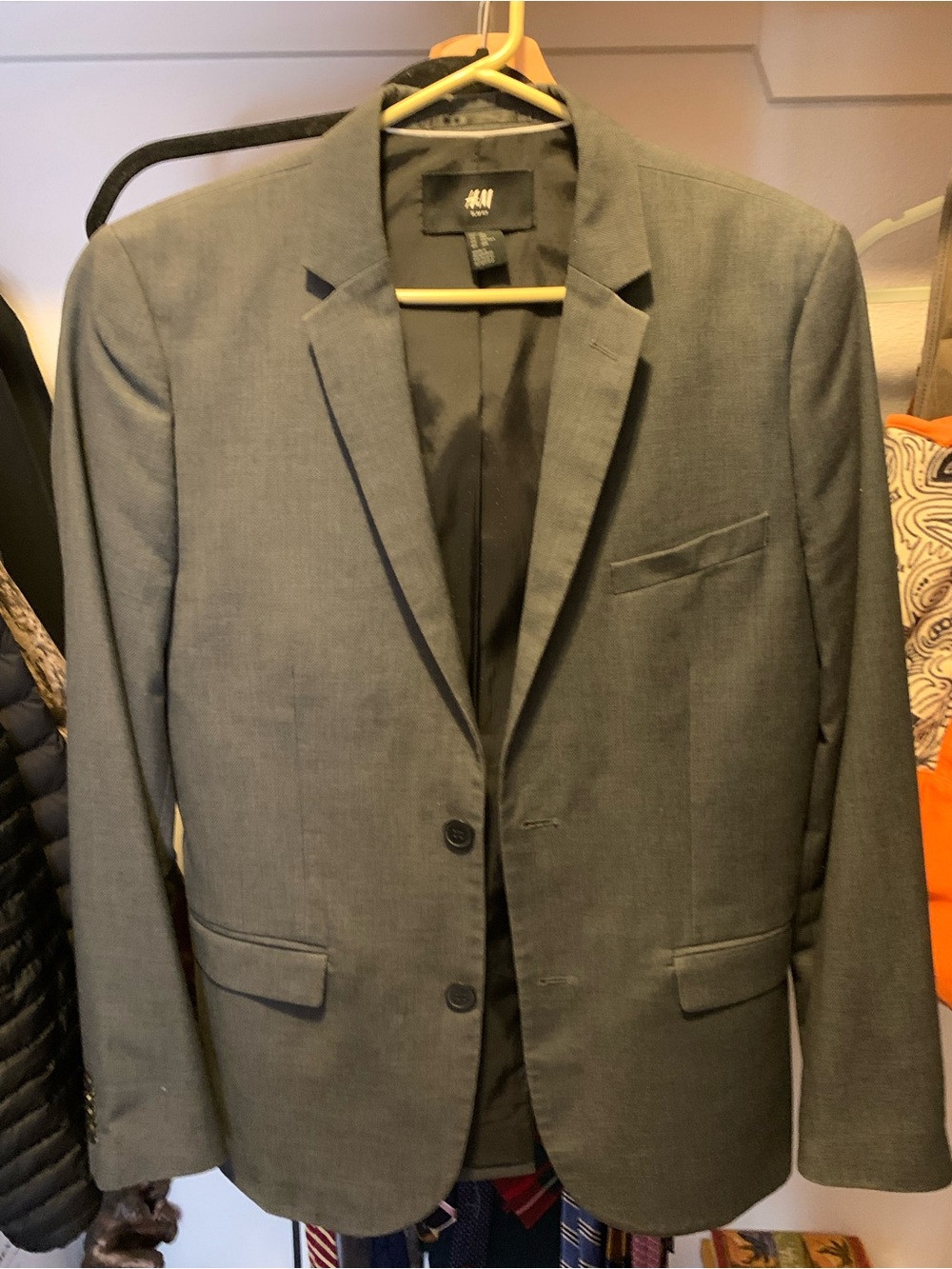 H&M Men's Charcoal Gray Two-Button Suit Blazer